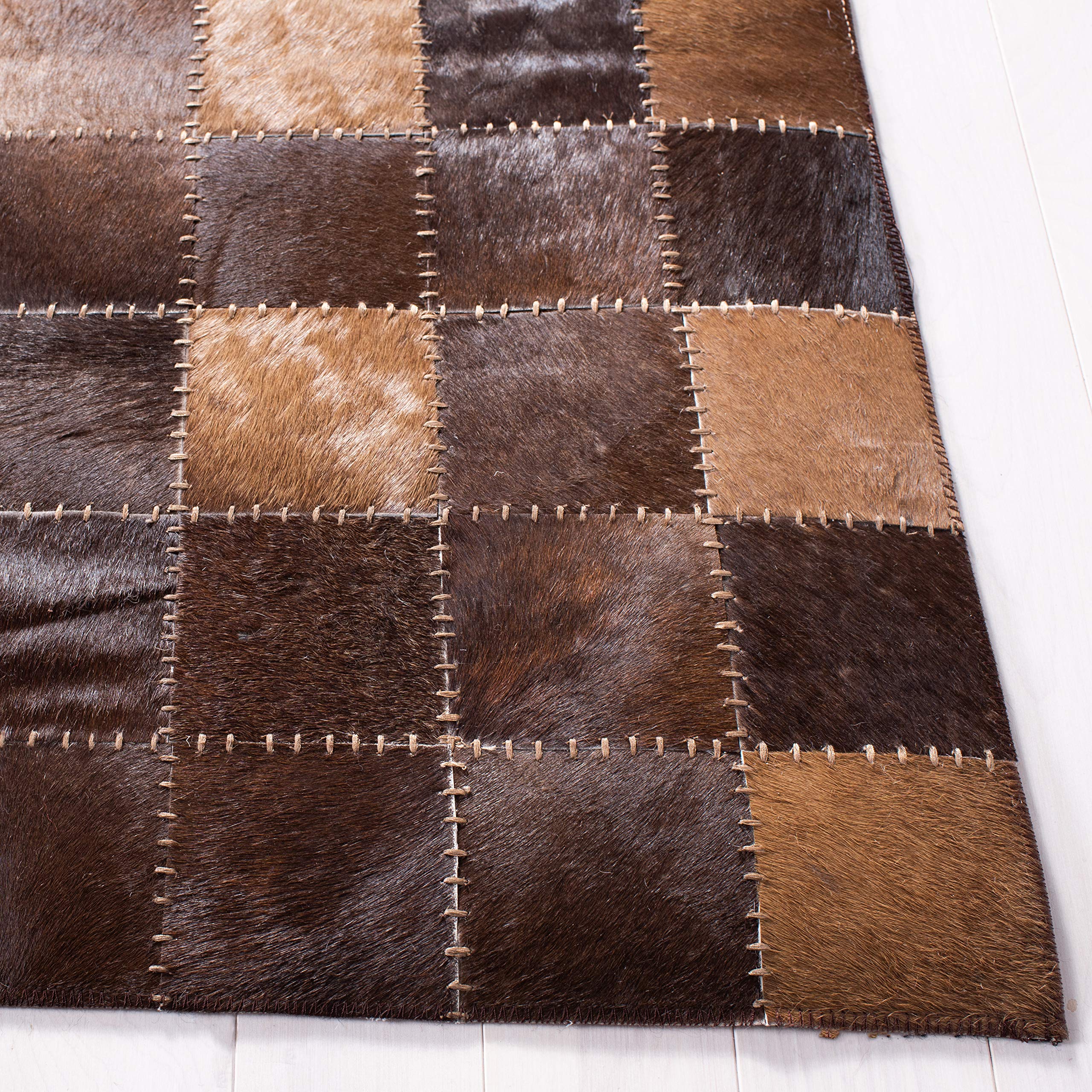 SAFAVIEH Studio Leather Collection 5' x 8' Brown / Beige STL815T Handmade Mid-Century Modern Leather Area Rug