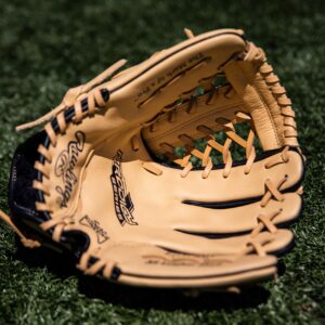 Rawlings | PRODIGY Baseball Glove | Right Hand Throw | 11.5" - Modified Trap-Eze Web