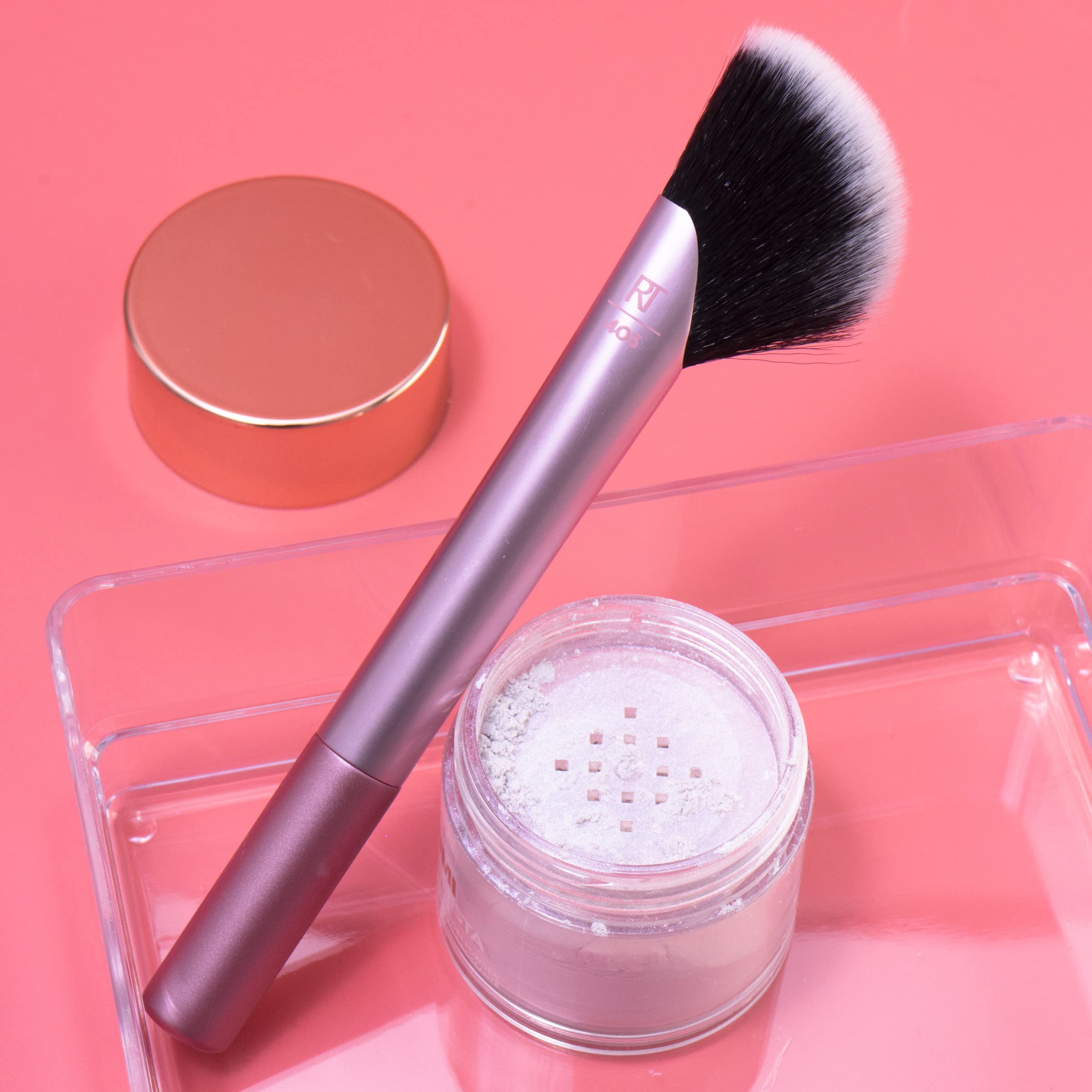 Real Techniques Cheek Rebel Edge Medium Blush & Highlighter Brush, For Loose Blush or Face Highlighter, Fan Makeup Brush, Aluminium, Pink, 1 Count