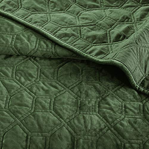 Madison Park Harper Quilt Set Velvet Casual Geometric Stitching Design All Season, Lightweight Coverlet, Cozy Bedding, Matching Shams, Full/Queen(90"x90"), Green 3 Piece