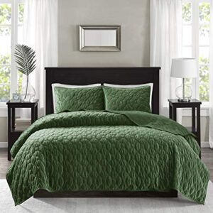 Madison Park Harper Quilt Set Velvet Casual Geometric Stitching Design All Season, Lightweight Coverlet, Cozy Bedding, Matching Shams, Full/Queen(90"x90"), Green 3 Piece