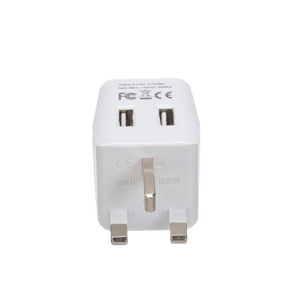 Ceptics UK Travel Adapter Plug - with 2 USB + USA Socket Input - Type G - Ultra Compact - Safe Grounded Perfect for Cell Phones, Laptops, Camera Chargers