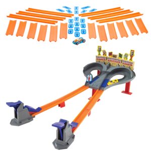 hot wheels track & toy cars, dual-track racing for 1 or 2 players with additional track pieces plus 2 1:64 scale vehicles, super speed blastway set & track builder straight track bundle