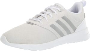 adidas women's qt racer 2.0 running shoe, white/silver metallic/orbit grey, 9.5