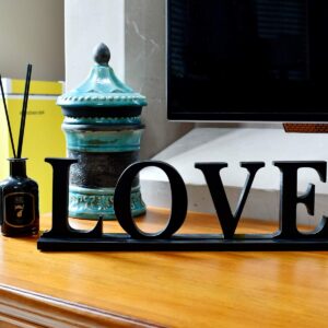 E-view Wooden Family Sign for Home Decor - Decorative Letters Tabletop Word Plaque Home Décor Accents Love