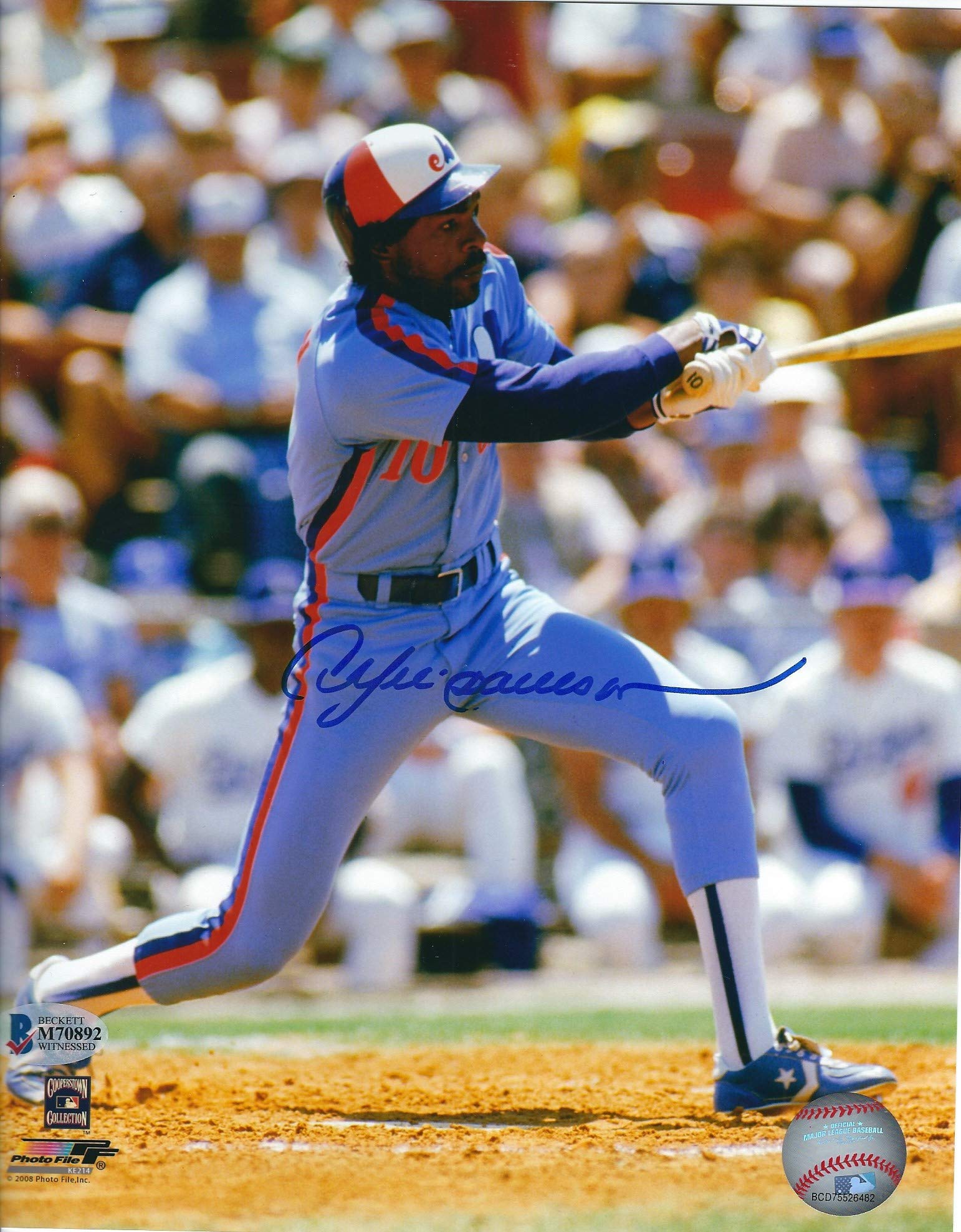 Autographed Andre Dawson 8X10 Montreal Expos Photo Beckett