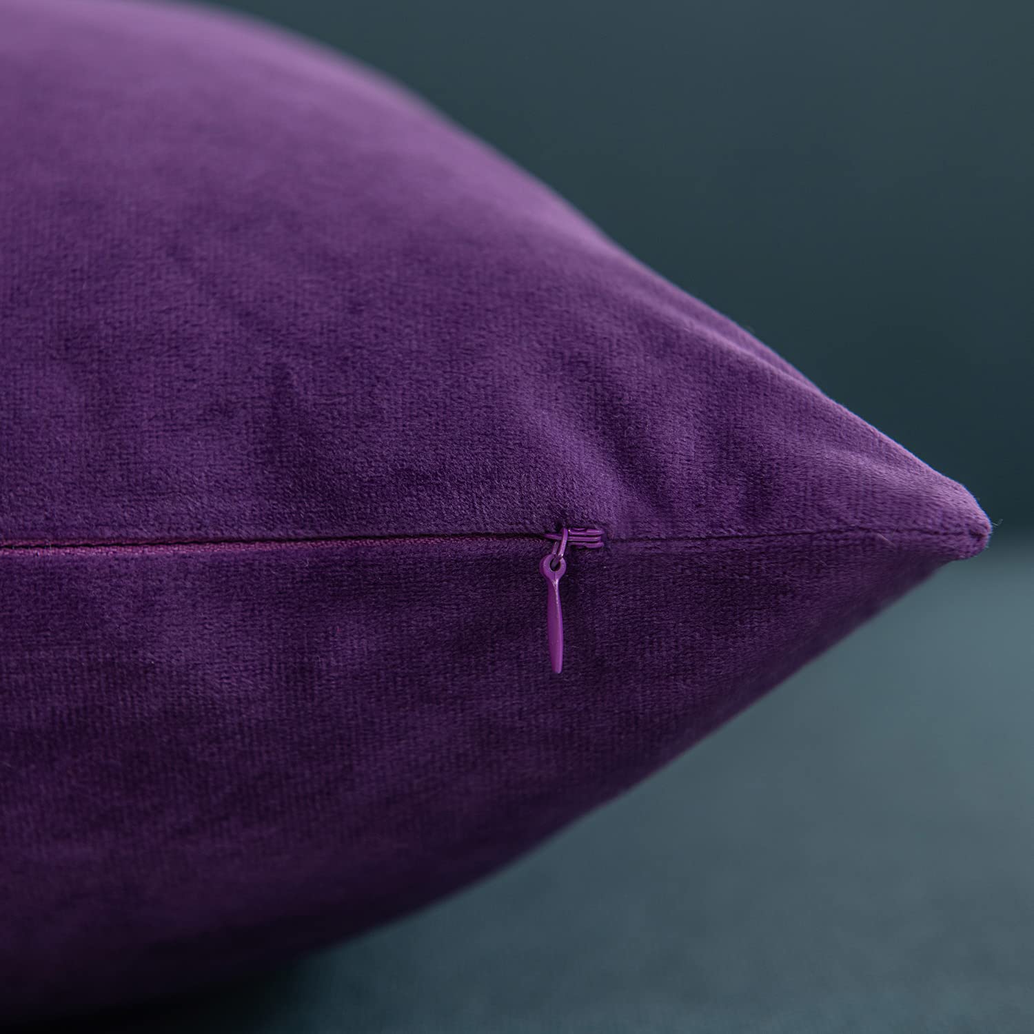 DEZENE 18x18 Throw Pillow Cases Purple: 2 Pack Cozy Soft Velvet Square Decorative Pillow Covers for Farmhouse Home Decor