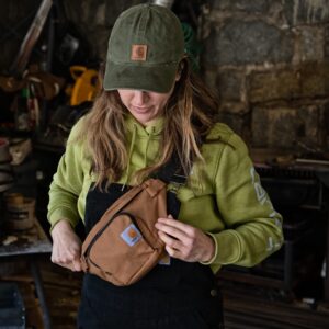 Carhartt Adjustable Waist Pack, Durable, Water-Resistant Hip Pack, Classic Waist Pack, Carhartt Brown