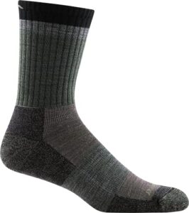 darn tough men's heady stripe micro crew light cushion sock (style 1924) - fatigue, large