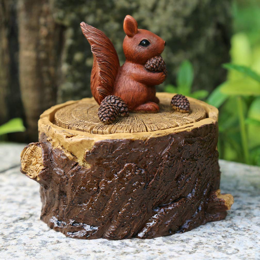 ToiM Stable Outdoor Garden Ashtray with Lid for Cigarette, Adorable Office Home Accessories Organizer (Squirrel)