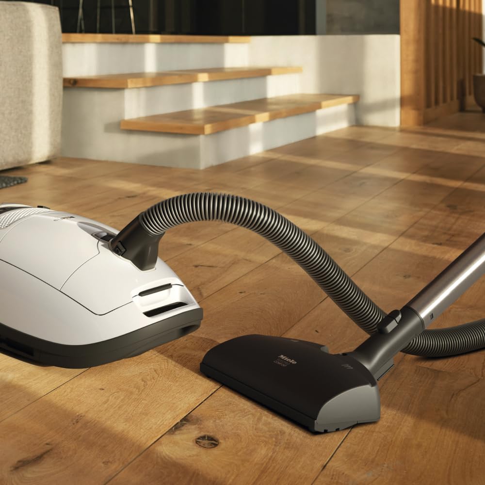 Miele Complete C3 Excellence Vacuum, Lotus White