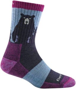 darn tough women's bear town micro crew lightweight with cushion sock (style 1970) - purple, medium