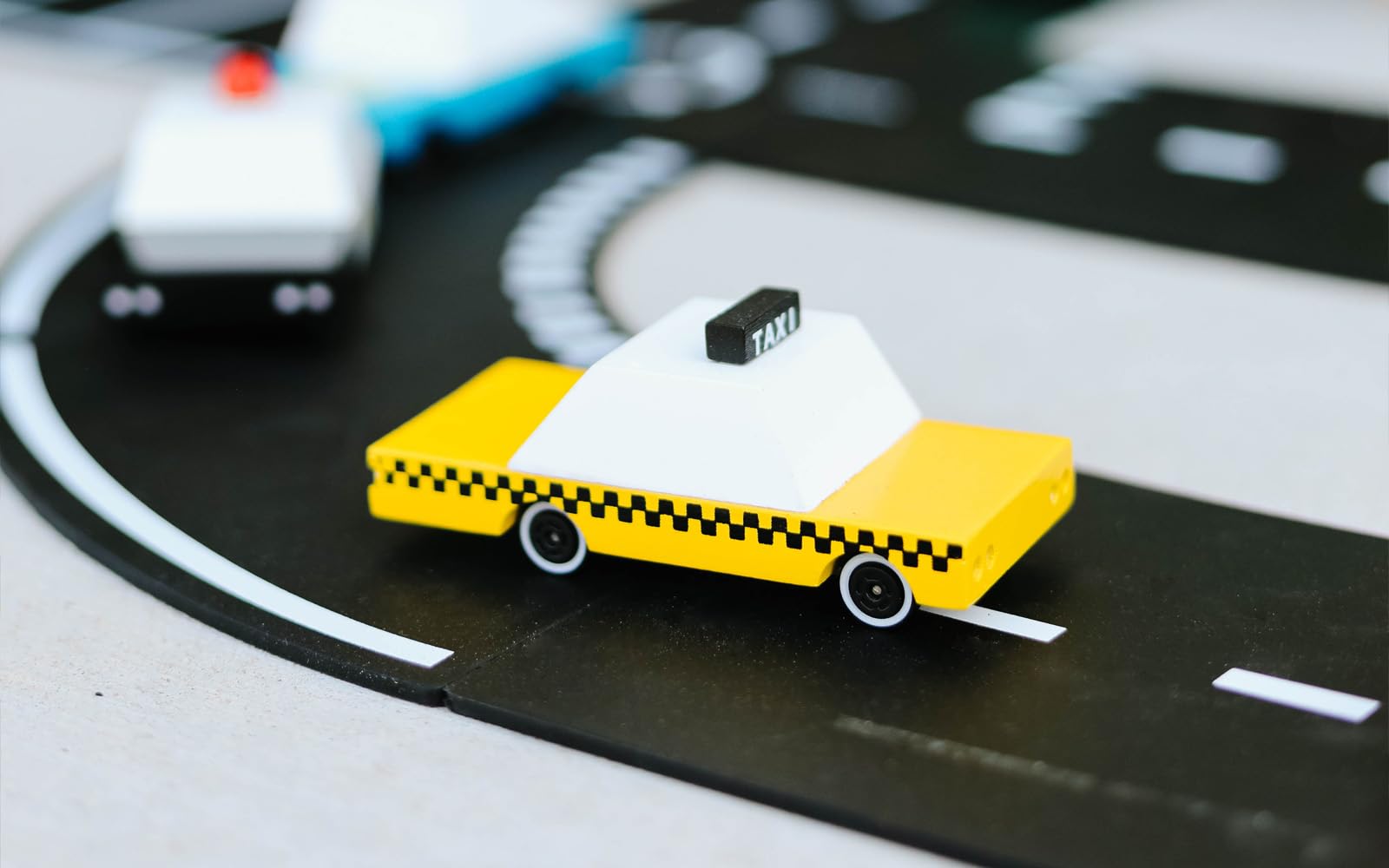 CANDYCAR® Wooden Diecast Collection - Yellow Taxi, Premium Handcrafted Beech Wood Toy Car