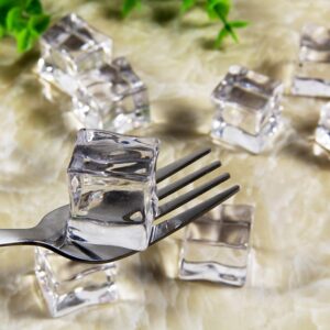 50 Pcs 20mm Clear Fake Ice Acrylic Decorative Ice Cubes Display for Home Decoration Wedding Centerpiece Vase Fillers,Photography Props&Kitchen Decoration