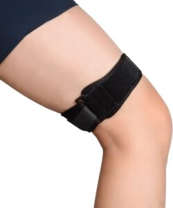 supregear it band strap, adjustable iliotibial, knee, thigh, hip & itb syndrome compression wrap support, breathable patellar tendonitis and osgood schlatters stabilizer brace for men and women