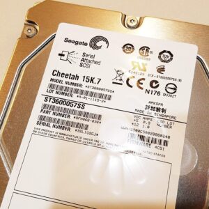 Seagate Technology - Seagate Cheetah 15K.7 St3600057ss 600 Gb 3.5 Internal Hard Drive