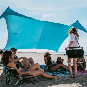 Neso Gigante - Portable Beach Tent - Ideal to Enjoy with Family and Friends - UPF 50+, Water-Resistant, and Lightweight - Teal, 11' x 11'