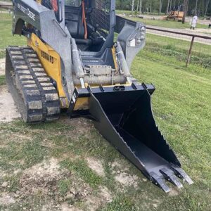 Titan Attachments Extreme Duty Stump Bucket Tree Spade Scoop Digger, Universal Skid Steer Quick Tach, HD Serrated Leading Edge, Ideal for Ripping Roots & Removing Tree Stumps