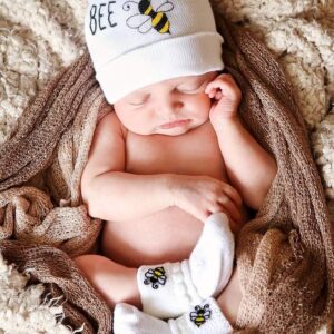 Nurses Choice Newborn Baby Cute As Can BEE Hat & Sock Set Yellow