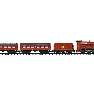 Lionel Battery-Operated Hogwarts Express Toy Train Set with Locomotive, Train Cars, Track & Remote with Authentic Train Sounds, & Lights for Kids 4+