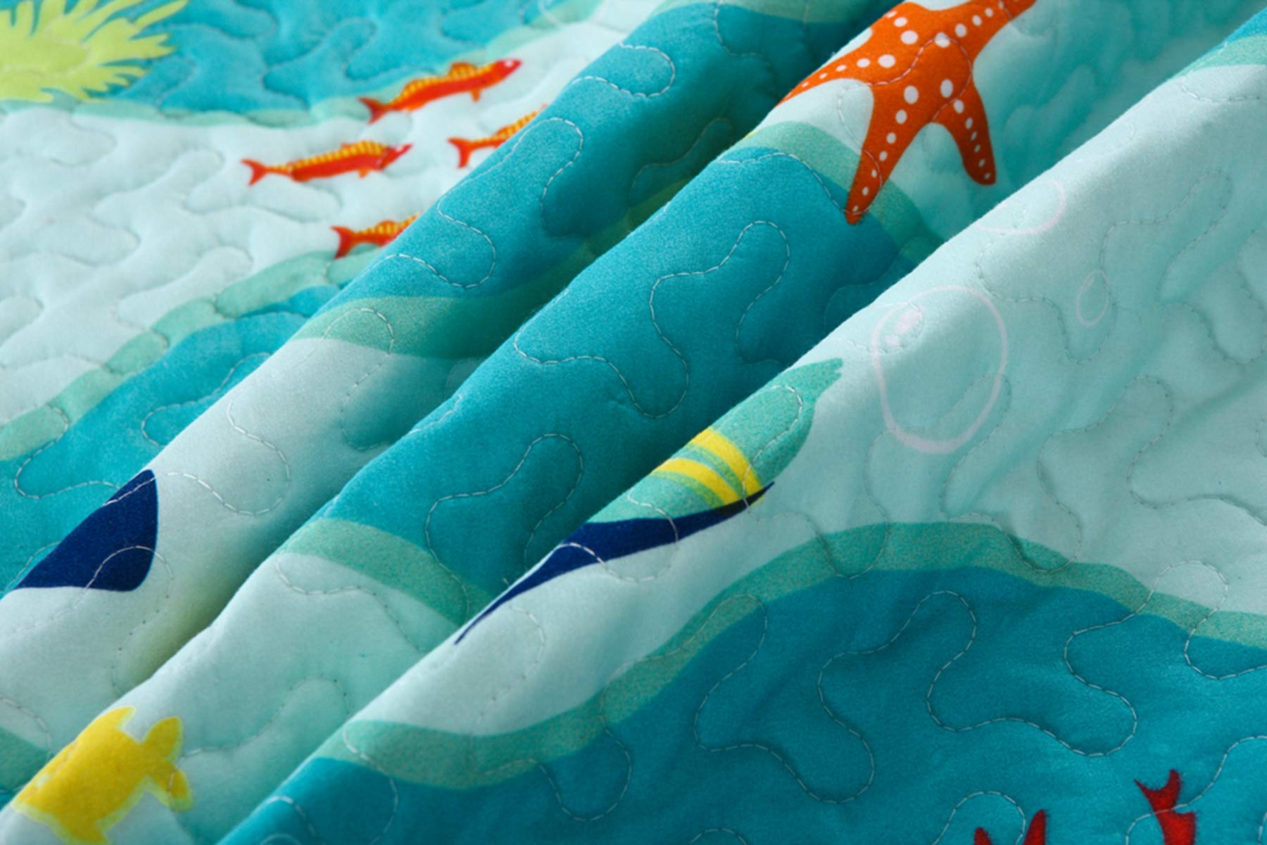 TT LINENS 2 Piece Kids Quilt Set Lightweight Bedspread Decoration Throw Blanket Teens Boys Girls Bed Printed Beach Sea Sea Life Bedding Coverlet Comforter Set/ 277 Fish Quilt (Twin)