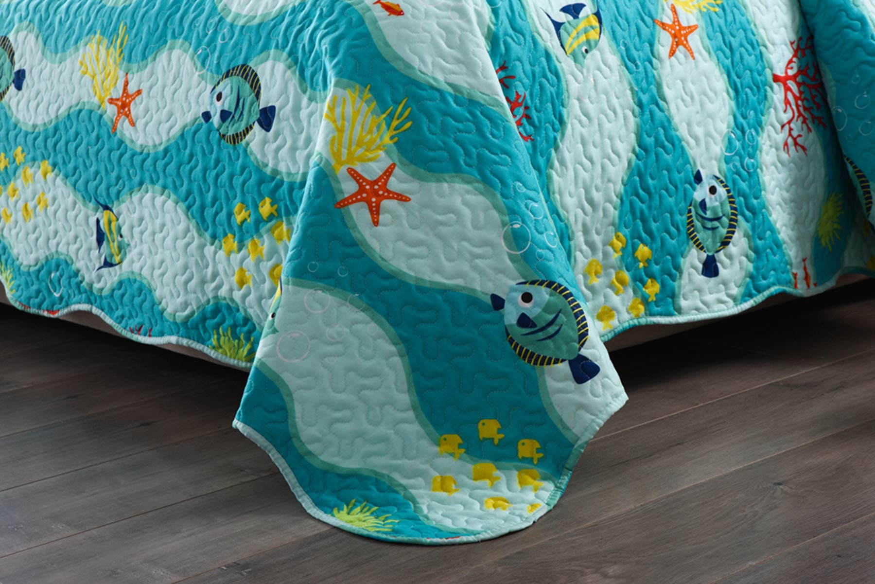 TT LINENS 2 Piece Kids Quilt Set Lightweight Bedspread Decoration Throw Blanket Teens Boys Girls Bed Printed Beach Sea Sea Life Bedding Coverlet Comforter Set/ 277 Fish Quilt (Twin)