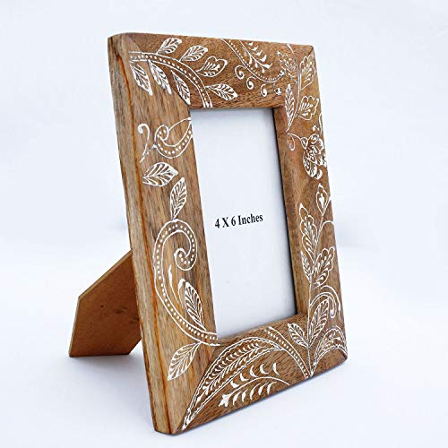 Foreside Home and Garden Natural 4 x 6 inch Floral Pattern Decorative Wood Picture Frame, 4x6, Brown, White