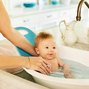 Munchkin® Sit & Soak™ Baby Bath Tub, 0-12 Months, White, 25 x 16.25 x 15 Inch