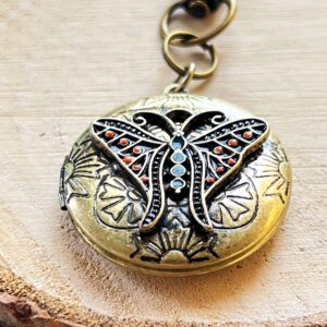 Gothic Butterfly Locket Zipper Pull for Backpacks, Cute Rhinestone Purse Charms, Unique Vintage Style Insect Handbag Jewelry, Victorian Steampunk Zipper Charms, Camera Bag Charms, Cool Key Chain Charm