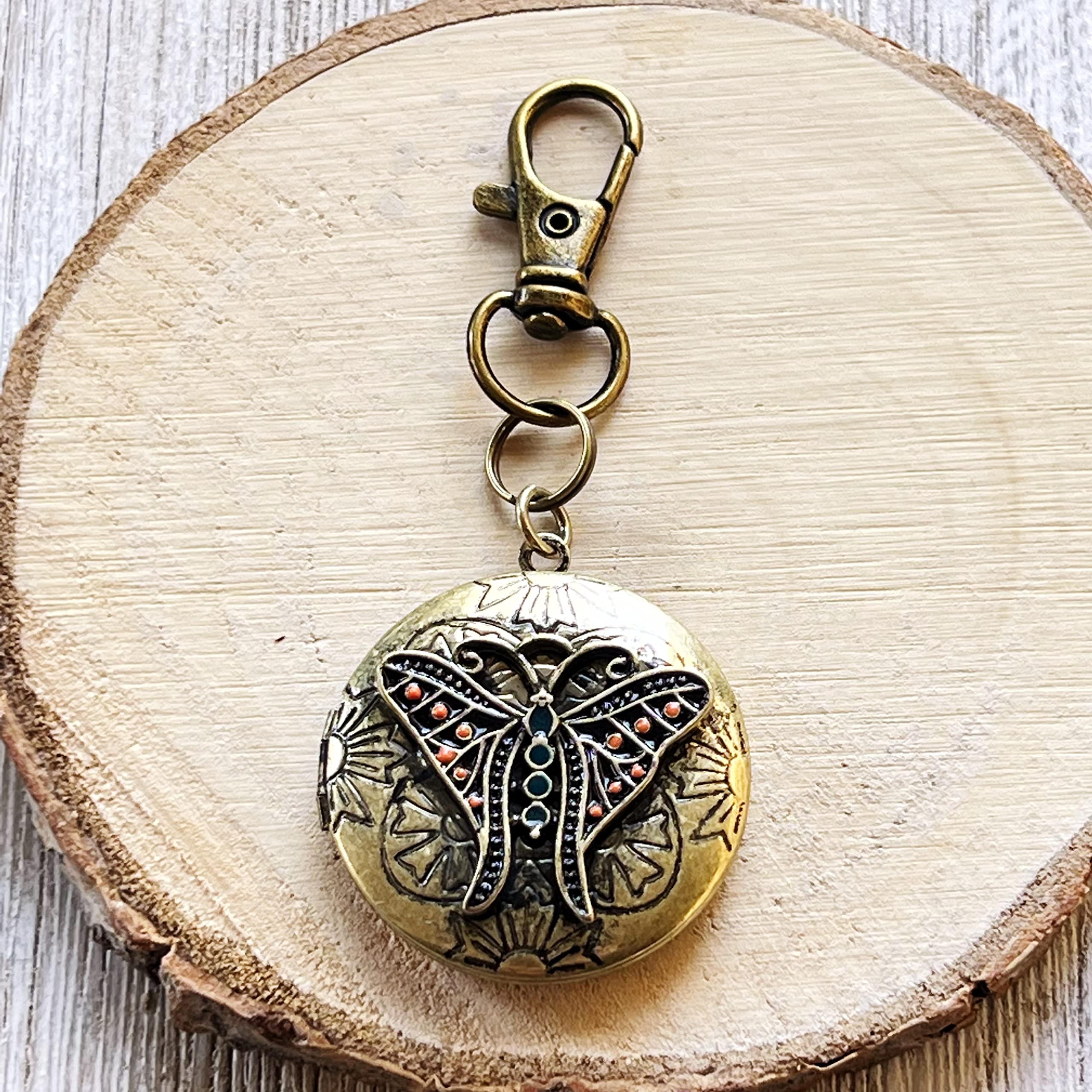 Gothic Butterfly Locket Zipper Pull for Backpacks, Cute Rhinestone Purse Charms, Unique Vintage Style Insect Handbag Jewelry, Victorian Steampunk Zipper Charms, Camera Bag Charms, Cool Key Chain Charm