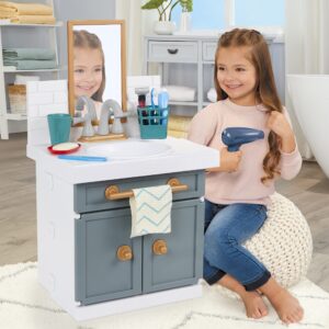 Little Tikes First Bathroom Sink with Real Working Faucet Pretend Play for Kids, 12 Bathroom Accessories, Interactive Unique Toy Multi-Color, Ages 2+ Grey