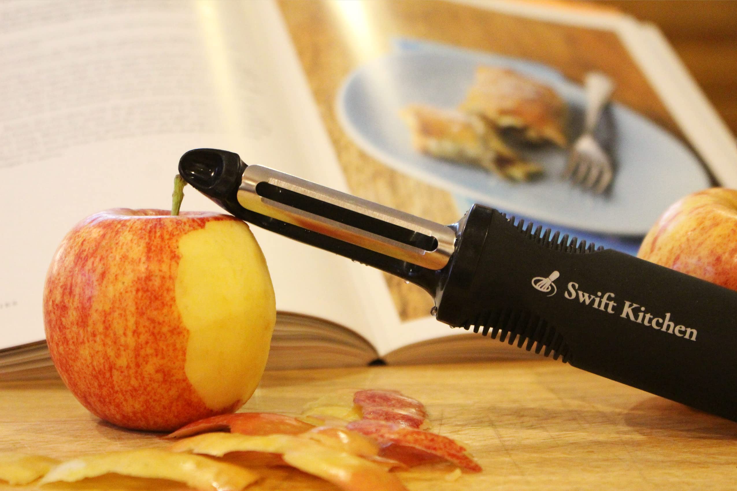 Swift Kitchen Vegetable Peeler with Ultra Sharp Surgical Grade Stainless Steel - Multipurpose, Rustproof, Dishwasher Safe - Peelers for Kitchen, Potato, Apple, Veggie, Fruit