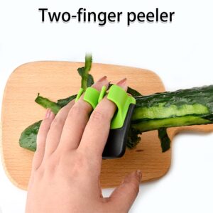 4Pcs Palm Fruit Peeler - Silicone Finger Grips Peeler for Vegetables Finger Potato Peeler Hand Rubber Finger Grips Peeling Tools for Carrot Cucumber Pumpkin 2.5 * 2.5Inch (Assorted Colors)