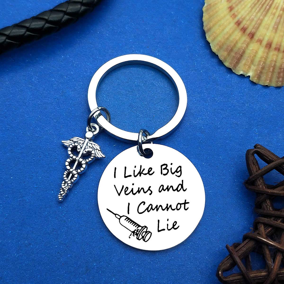 Dabihu Phlebotomist Keychain, I Like Big Veins and I Cannot Lie, Funny Nurse Gift for Phlebotomist, Graduation, Christmas, Birthday, Keyring