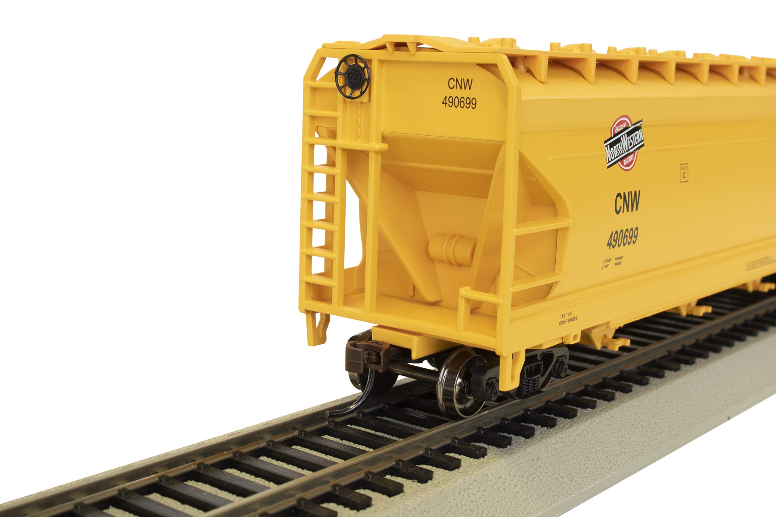 Bachmann Trains - 56' ACF Center Flow Hopper - Chicago & North Western - HO Scale