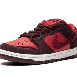 Nike Mens SB Dunk Low DM0807 600 Cherry - Size 11