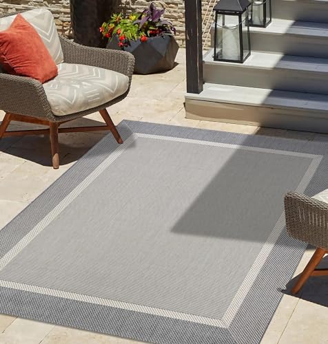 Couristan Recife Stria Texture Indoor/Outdoor Area Rug, 3'9" x 5'5", Champagne-Grey