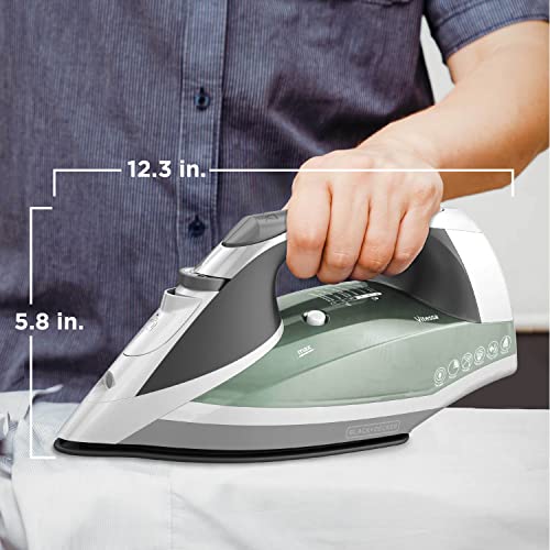 BLACK+DECKER Vitessa Advanced Steam Iron, ICR2020, Even Steam Nonstick Soleplate, Auto Shutoff, Tangle-Free Retractabel Cord, Green