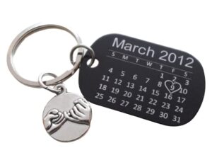 custom personalized anodized aluminum anniversary calendar keychain with pinky promise charm, anniversary date keychain, husband wife boyfriend girlfriend key chain, customized couples keychain