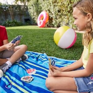 Mattel Games ​UNO Splash Card Game for Outdoor Camping, Travel and Family Night with Water-Resistent Plastic Cards