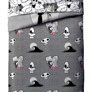 Jay Franco Disney Nightmare Before Christmas Moonlight 5 Piece Twin Bed Set - Includes Reversible Comforter & Sheet Set - Features Jack Skellington and Sally - Super Soft Microfiber