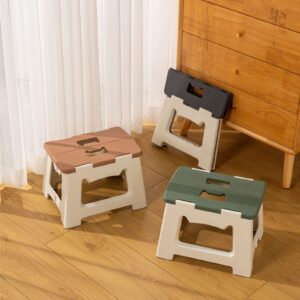 M Crumt Kitty Folding Stool, 9 Inches, Non-Slip Folding Step Stool,Great for Kitchen, Bathroom, Bedroom, Kids or Adults (Khaki)