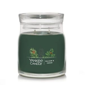yankee candle balsam & cedar scented, signature 13oz medium jar 2-wick candle, over 35 hours of burn time, christmas | holiday candle