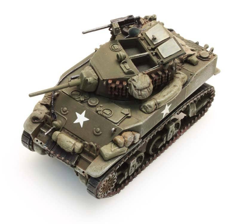 FloZ ARTITEC M5A1 Stuart Light Tank Stowage 1 1/87 Scale Finished Model Tank (387.79-S1)