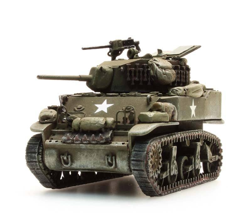 FloZ ARTITEC M5A1 Stuart Light Tank Stowage 1 1/87 Scale Finished Model Tank (387.79-S1)