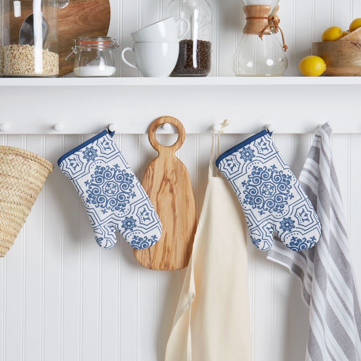 Martha Stewart Printed Oven Mitt Set, 7"x13", Strie Medallion