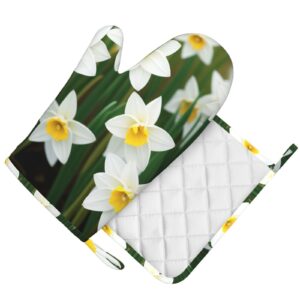 White Narcissus Silicone Oven Mitts Pot Holder Sets 2pcs Cute Design Washable Non Slip Kitchen Heat Resistant Mat Women's Cooking Gloves for Baking and BBQ Wear