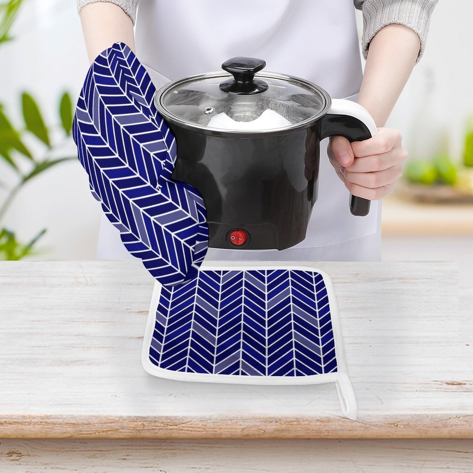 2Pcs Oven Mitts and Pot Holders Set, Chevron Narrow Navy Blue Oven Mitts Gloves Set Heat Resistant Hot Pads for Kitchen Cooking Grill