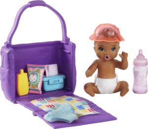 barbie skipper babysitters inc doll & accessories, feeding & bath set with color-change baby doll, tub & accessories
