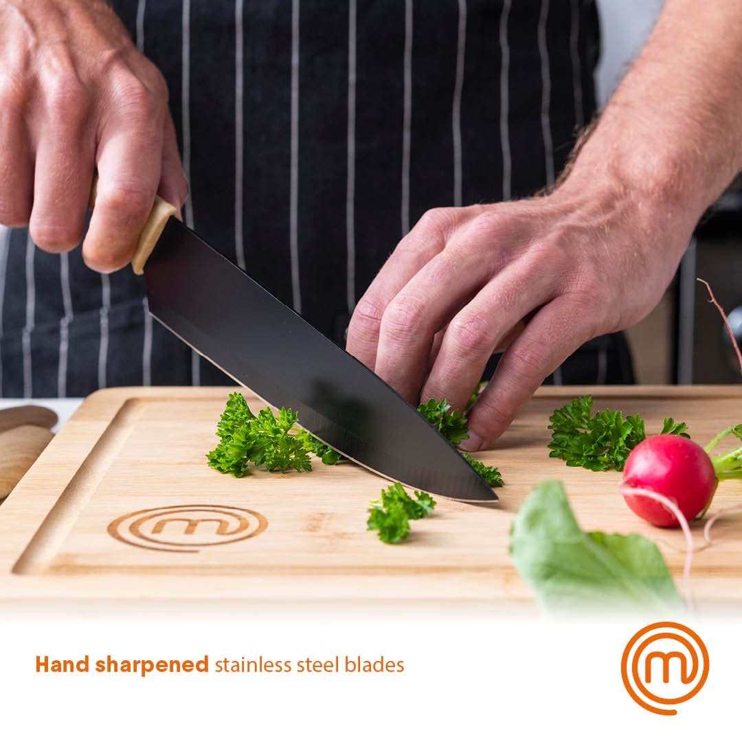 MasterChef Knife Block Set of Kitchen Knives, 5pc Stainless Steel Cooking Knife Collection incl. Paring, Carving, Bread, Santoku & Chef Knife with Soft Touch Wood Look Handles in a Matte Black Holder